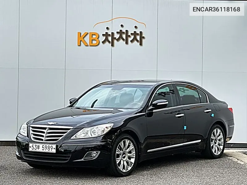 Hyundai Genesis 2011 года выпуска