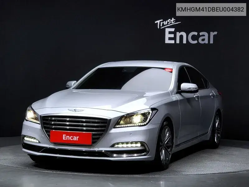 Hyundai Genesis 2014 года выпуска