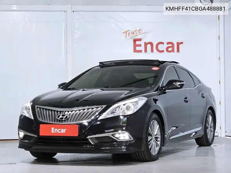 Hyundai Grandeur 2015 года выпуска