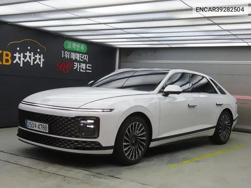 Hyundai Grandeur 2024 года выпуска