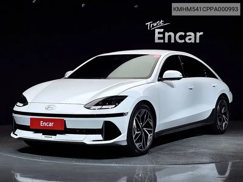 Hyundai IONIQ 6 2022 года выпуска