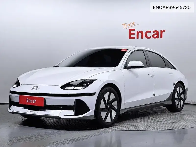 Hyundai IONIQ 6 2023 года выпуска
