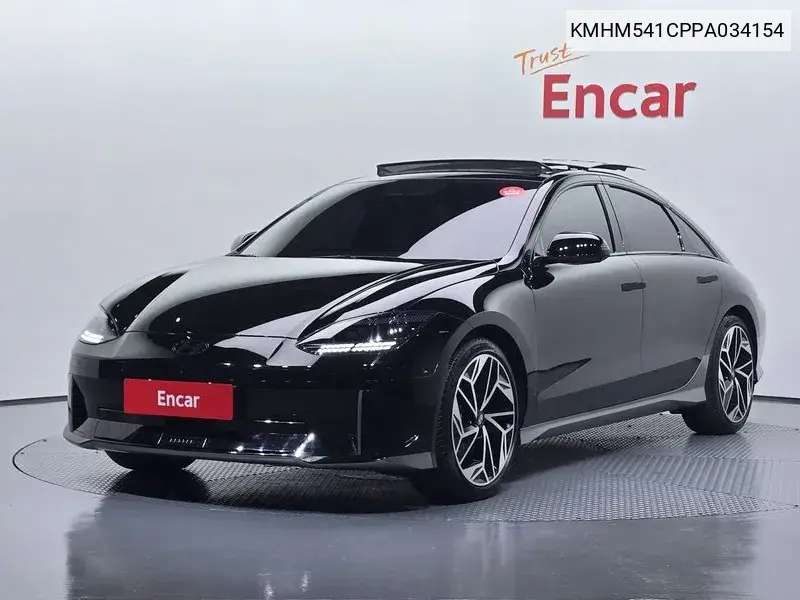 Hyundai IONIQ 6 2023 года выпуска