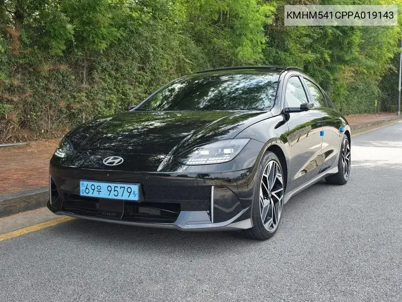 Hyundai IONIQ 6 2023 года выпуска