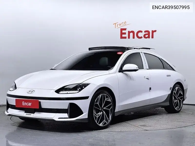Hyundai IONIQ 6 2022 года выпуска