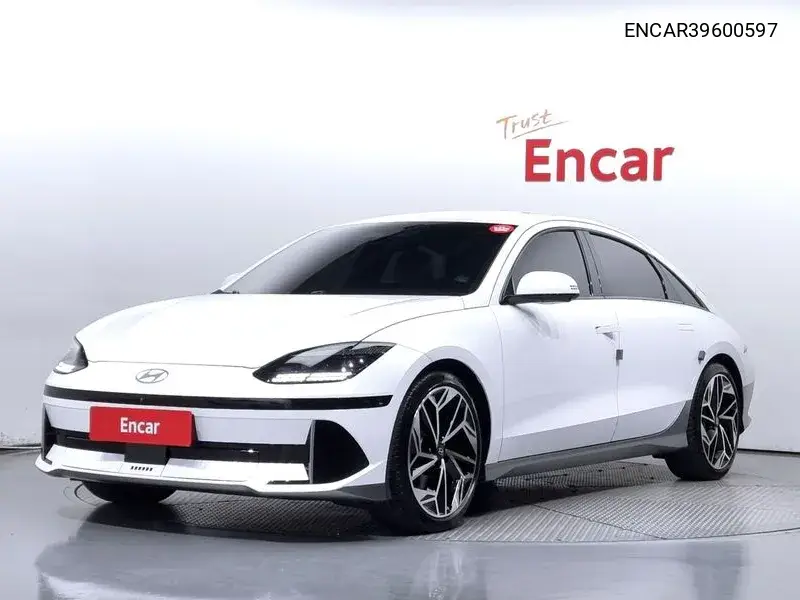 Hyundai IONIQ 6 2022 года выпуска