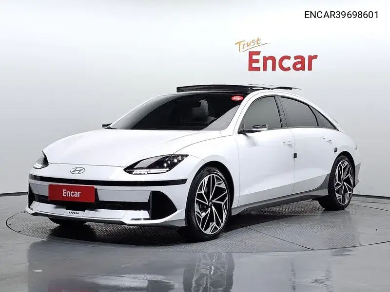 Hyundai IONIQ 6 2022 года выпуска