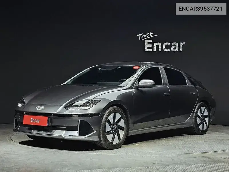 Hyundai IONIQ 6 2023 года выпуска