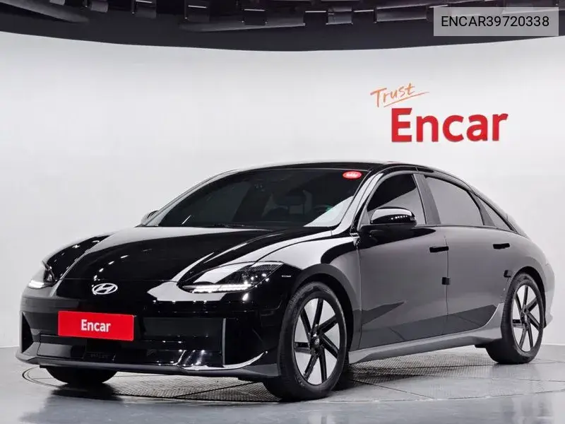 Hyundai IONIQ 6 2023 года выпуска