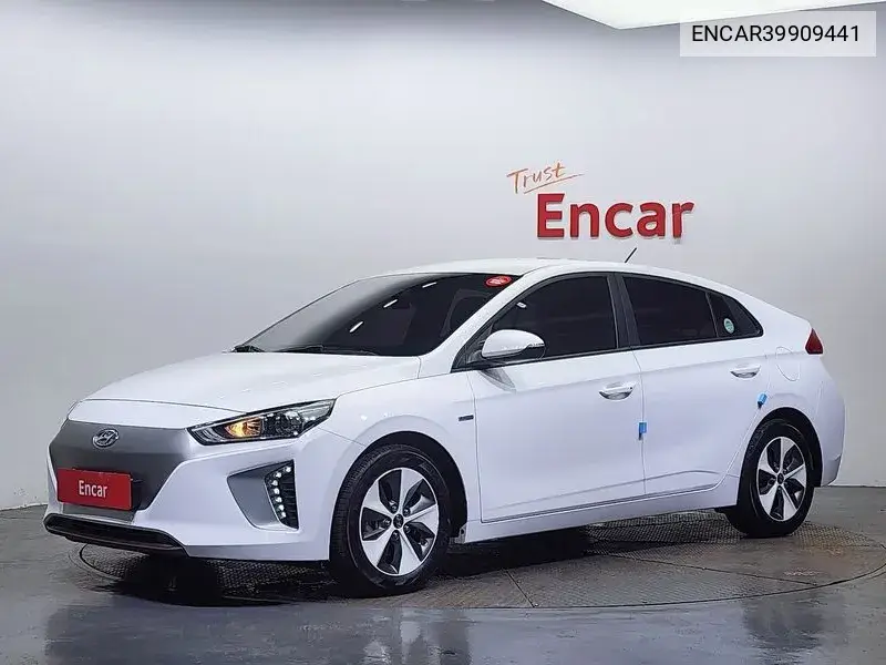 Hyundai IONIQ 2017 года выпуска