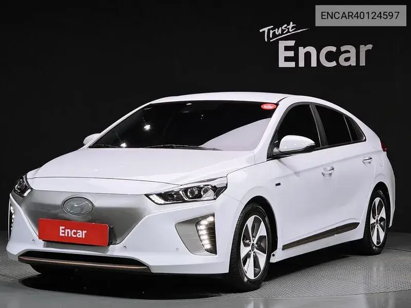 Hyundai IONIQ 2018 года выпуска