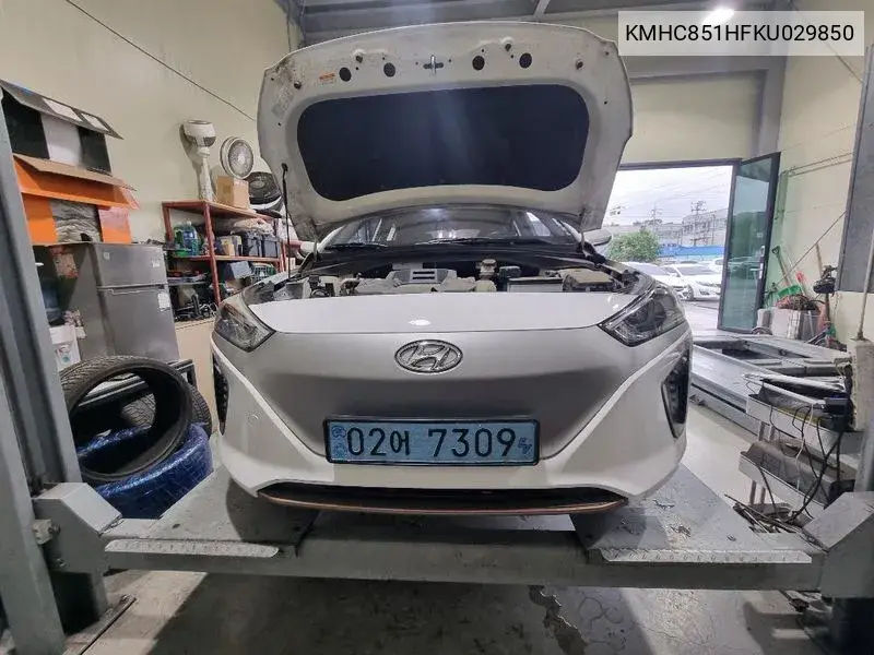 Hyundai IONIQ 2018 года выпуска