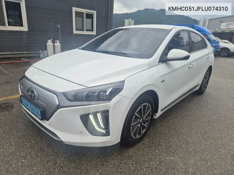Hyundai IONIQ 2020 года выпуска