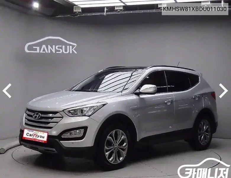 Hyundai Santa Fe 2012 года выпуска