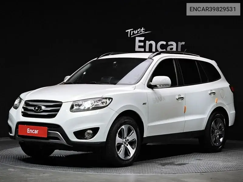 Hyundai Santa Fe 2012 года выпуска