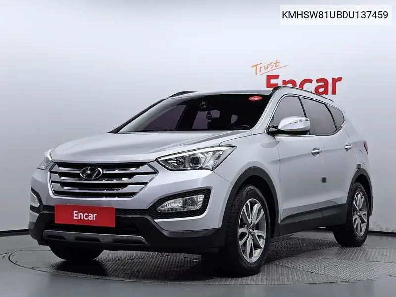 Hyundai Santa Fe 2013 года выпуска