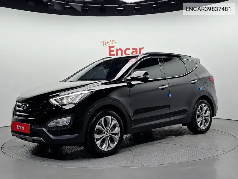 Hyundai Santa Fe 2015 года выпуска