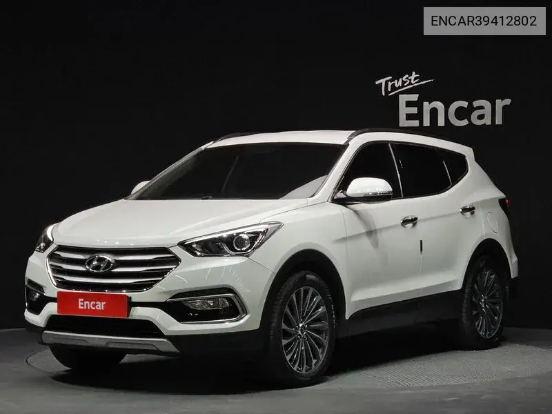 Hyundai Santa Fe 2016 года выпуска