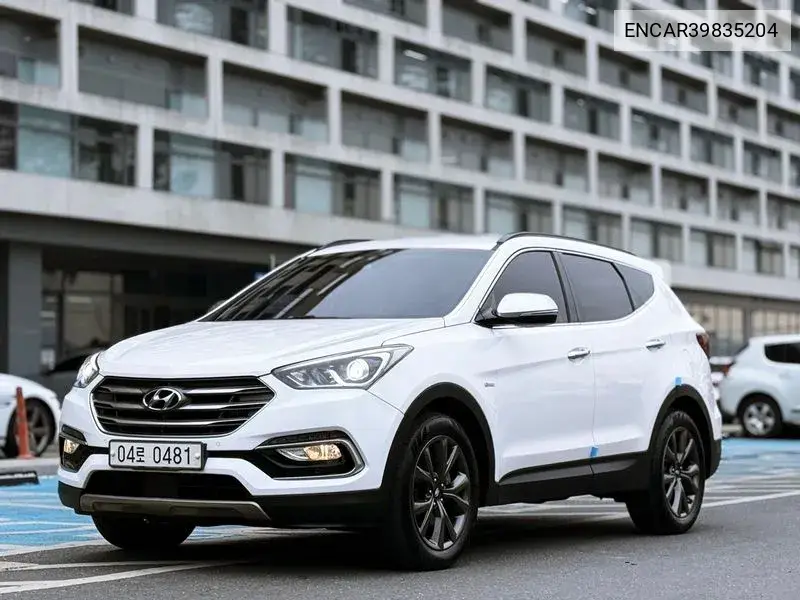 Hyundai Santa Fe 2016 года выпуска
