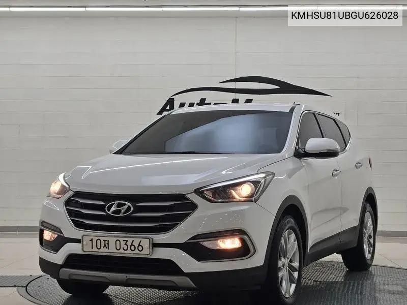 Hyundai Santa Fe 2016 года выпуска