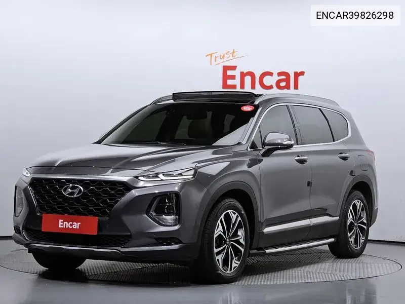 Hyundai Santa Fe 2018 года выпуска