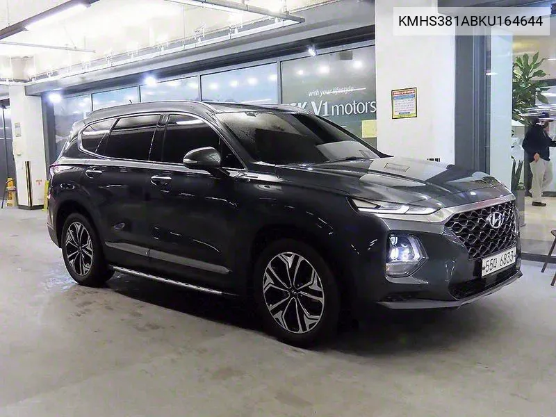 Hyundai Santa Fe 2019 года выпуска