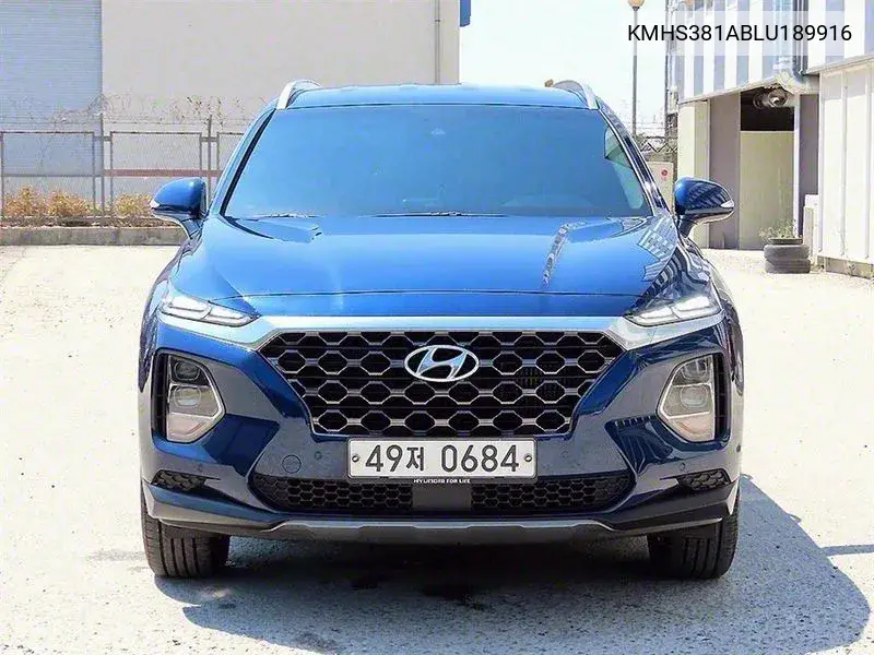 Hyundai Santa Fe 2019 года выпуска