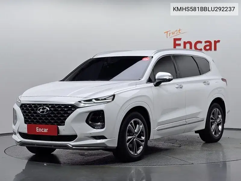 Hyundai Santa Fe 2020 года выпуска