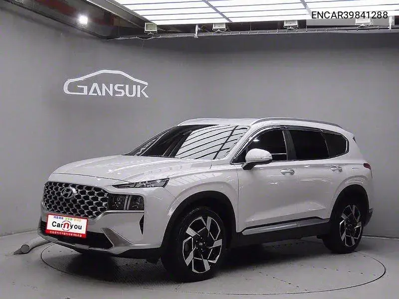 Hyundai Santa Fe 2020 года выпуска