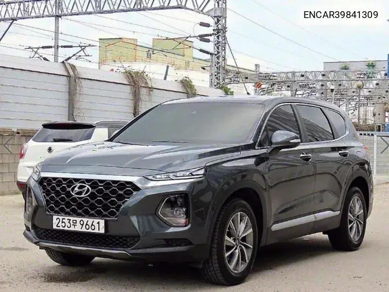 Hyundai Santa Fe 2020 года выпуска