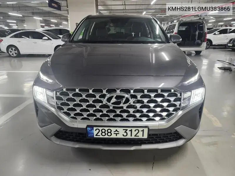 Hyundai Santa Fe 2021 года выпуска