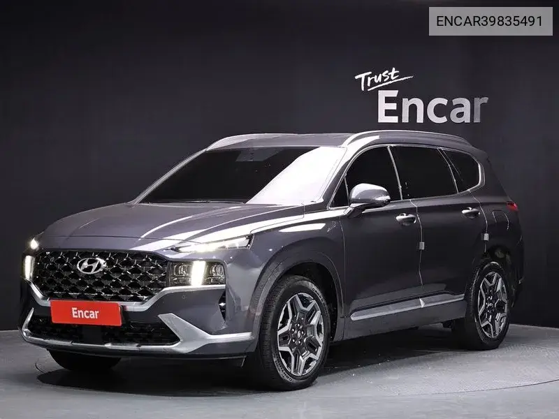 Hyundai Santa Fe 2021 года выпуска