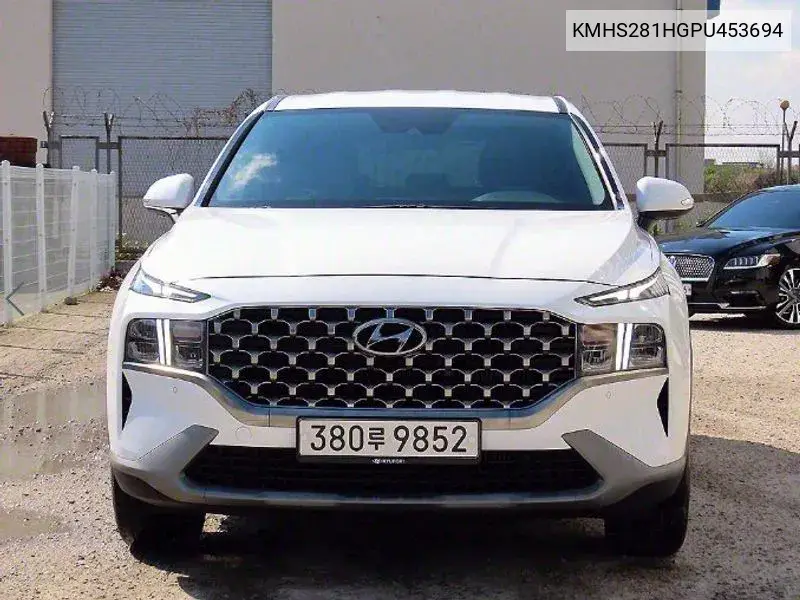 Hyundai Santa Fe 2022 года выпуска