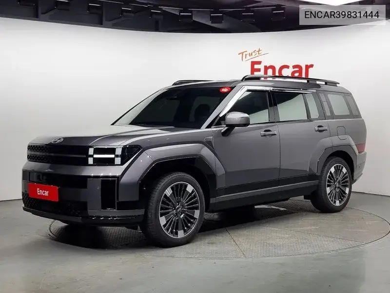 Hyundai Santa Fe 2025 года выпуска