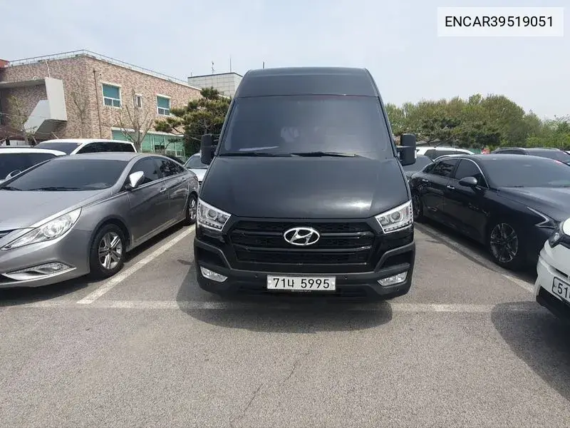 Hyundai Solati 2015 года выпуска