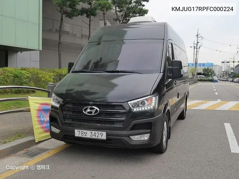 Hyundai Solati 2015 года выпуска
