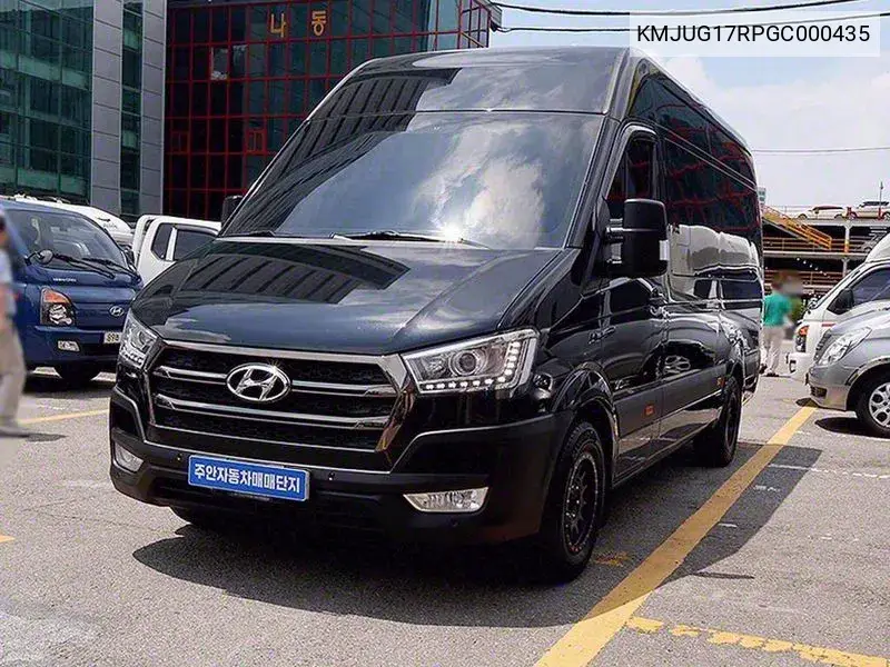 Hyundai Solati 2016 года выпуска