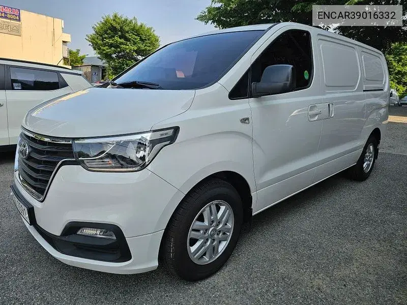 Hyundai Starex 2018 года выпуска