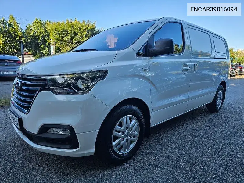 Hyundai Starex 2019 года выпуска