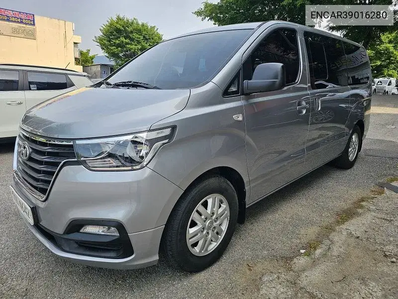 Hyundai Starex 2019 года выпуска