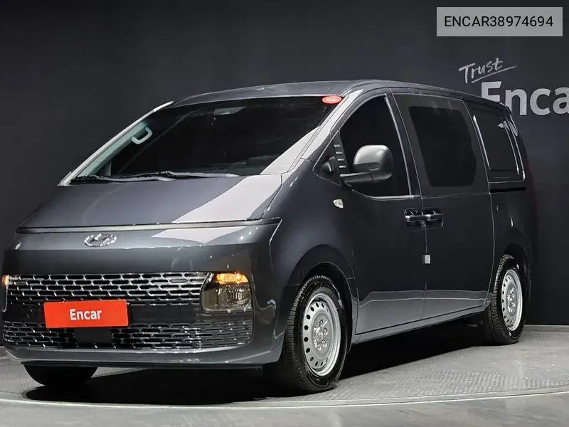 Hyundai Staria 2022 года выпуска