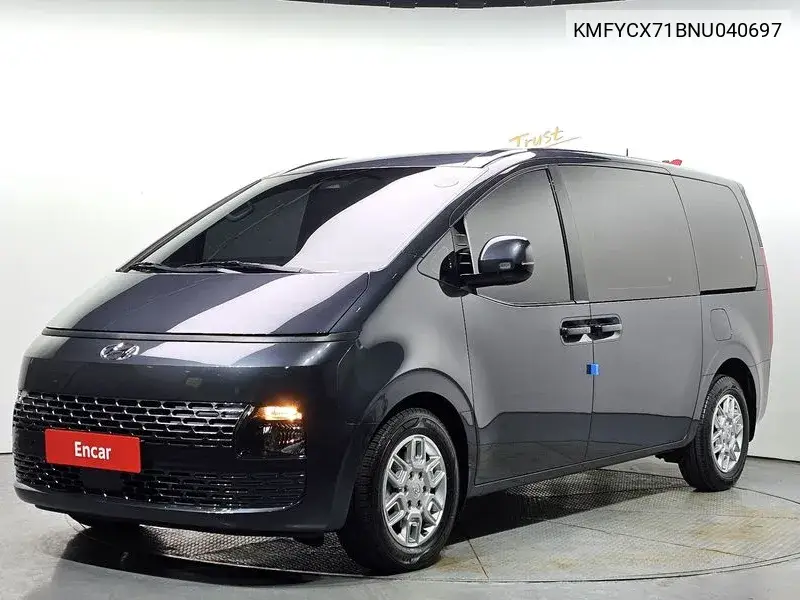 Hyundai Staria 2022 года выпуска