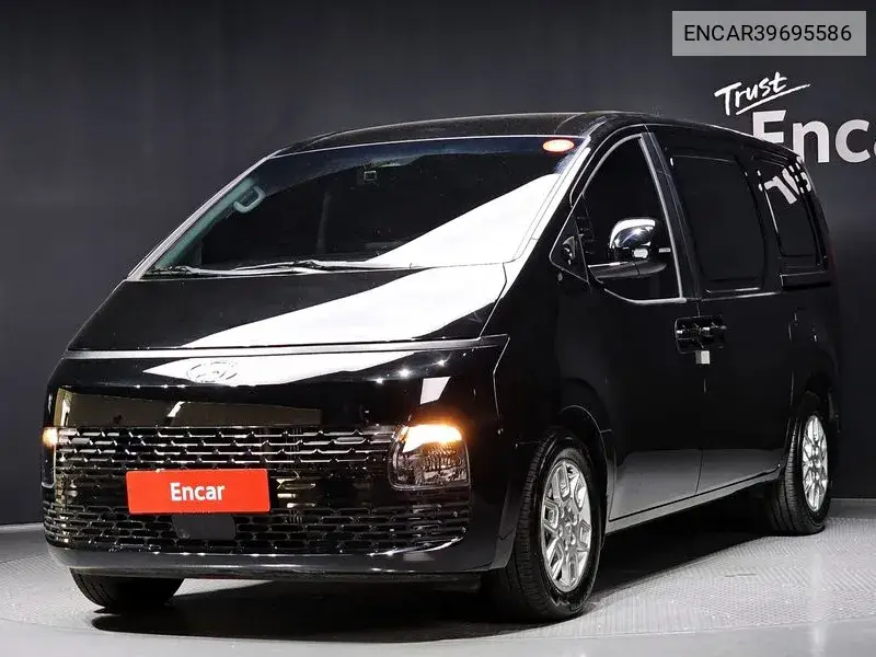 Hyundai Staria 2024 года выпуска