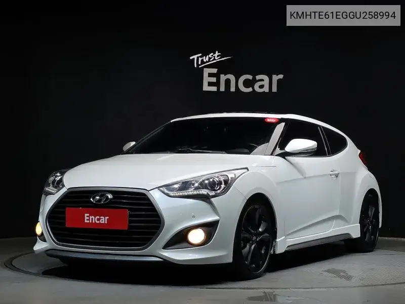 Hyundai Veloster 2015 года выпуска