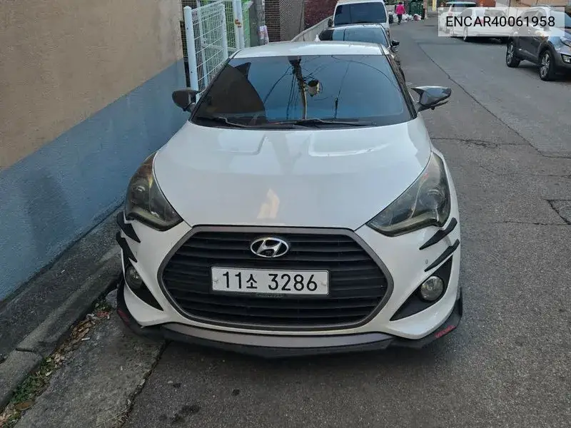 Hyundai Veloster 2015 года выпуска