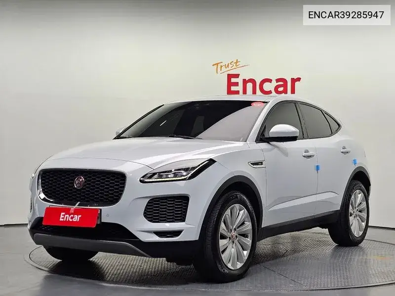 Jaguar E-Pace 2018 года выпуска