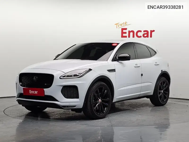 Jaguar E-Pace 2018 года выпуска