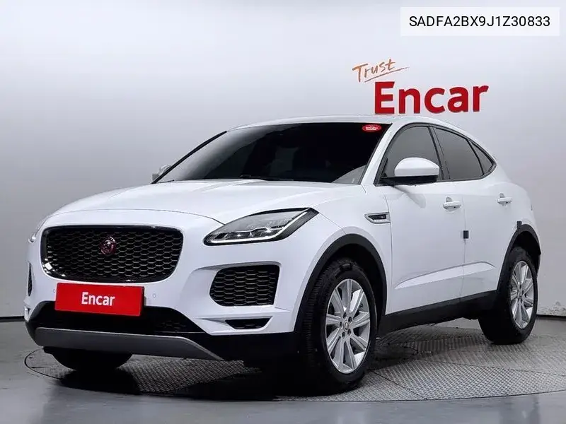Jaguar E-Pace 2018 года выпуска
