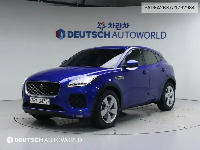Jaguar E-Pace 2018 года выпуска