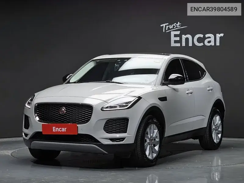 Jaguar E-Pace 2018 года выпуска
